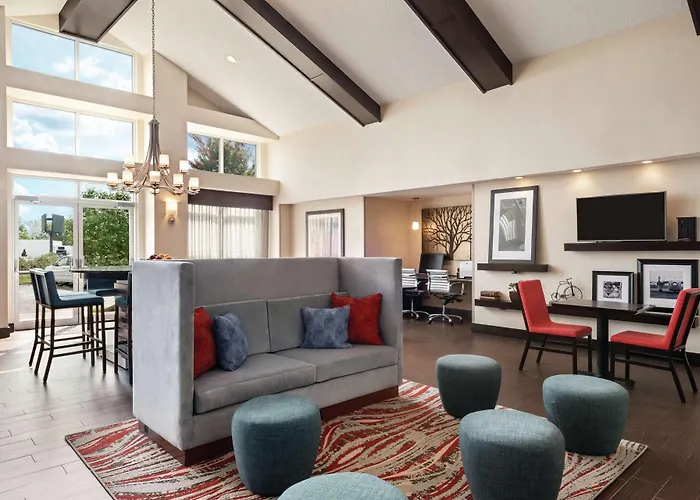 Hampton Inn & Suites Fort Wayne-North