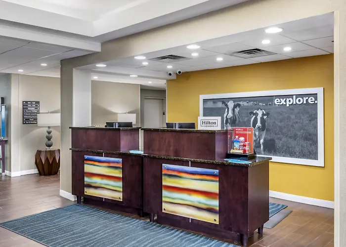 Hampton Inn Adel