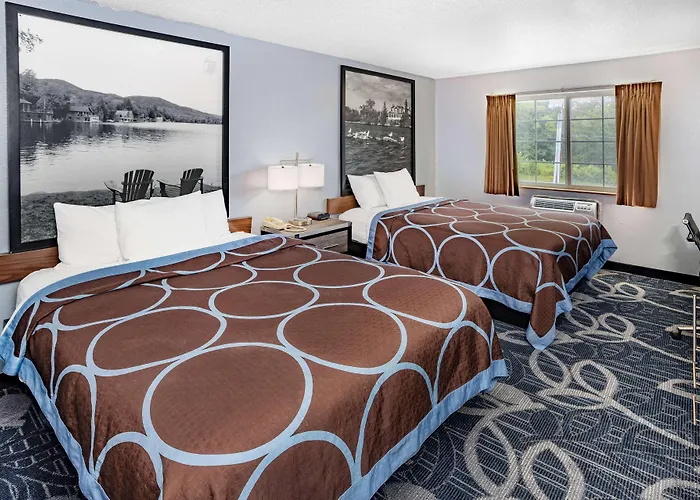 Super 8 By Wyndham Johnstown/Gloversville