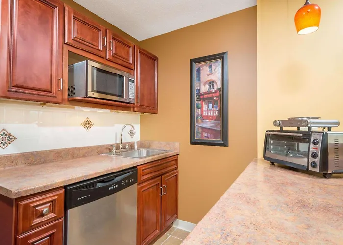 Ramada By Wyndham Catlettsburg Ashland