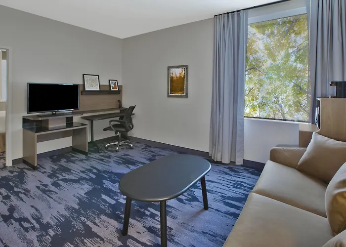 Fairfield Inn & Suites By Marriott Milwaukee Downtown