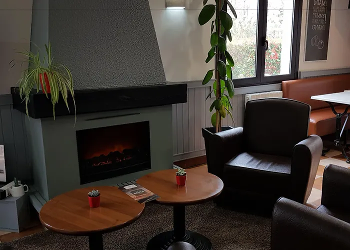 B&B Hotel Niort Sud Venise Verte