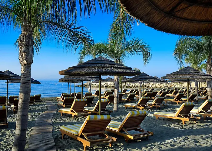 Four Seasons Hotel