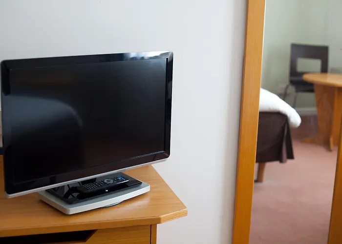 Ibis Cardiff Gate - International Business Park