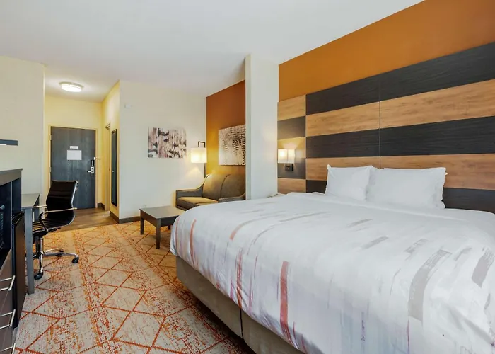 Best Western Plus Warsaw