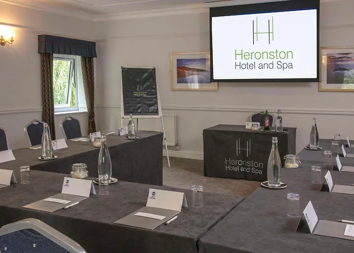 Best Western Premier Heronston Hotel&Spa