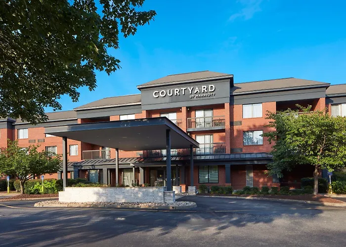 Courtyard Newport News Yorktown Hotel