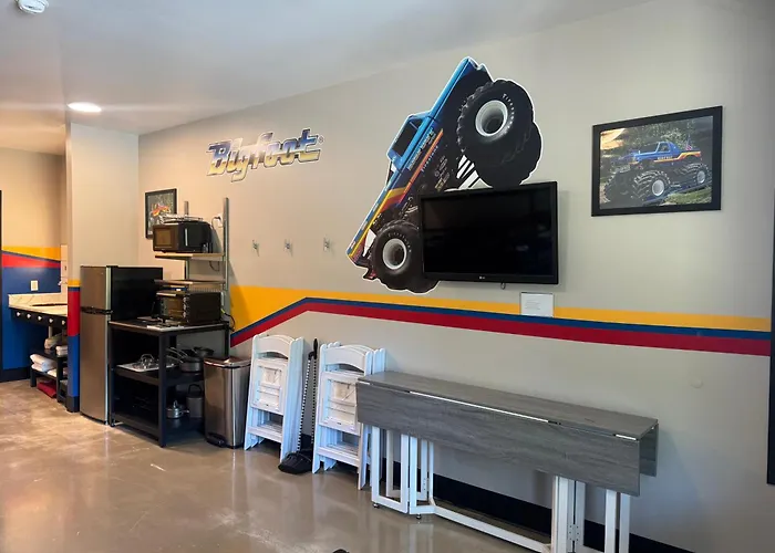Bigfoot Monster Truck Suite In Bigfoots Home Town