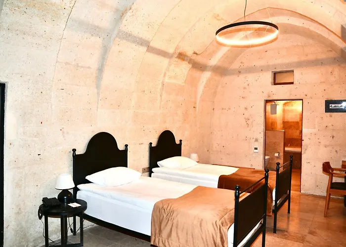 Evanthia Cave Suites