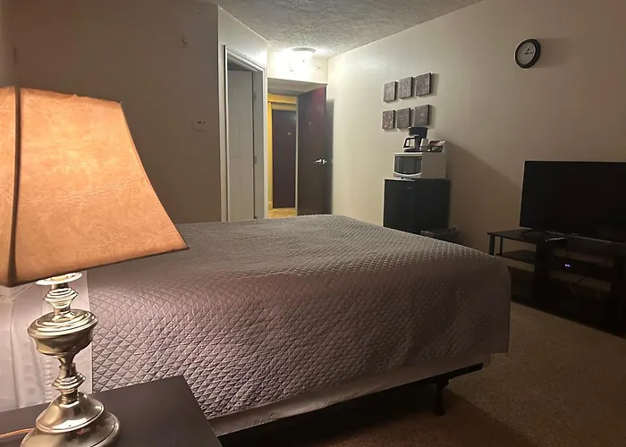 The Medicine Hat Villa