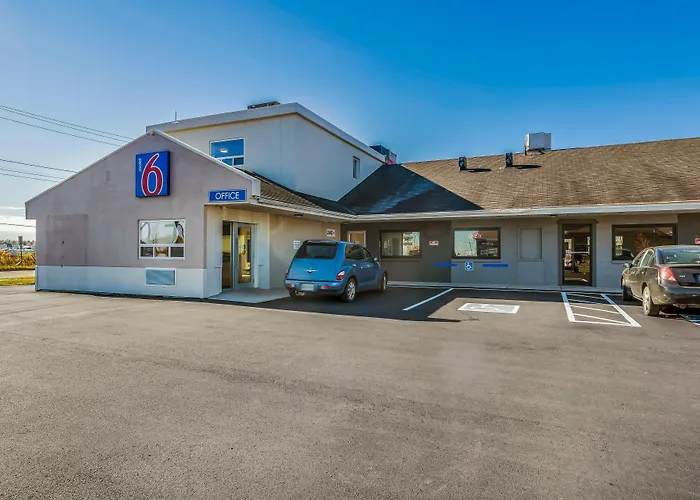 Motel 6-Moncton, Nb