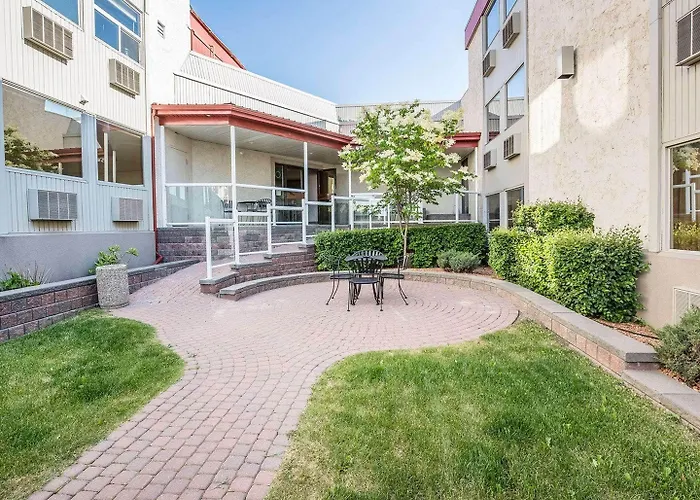 Quality Inn & Conference Centre Red Deer - 50Th Avenue