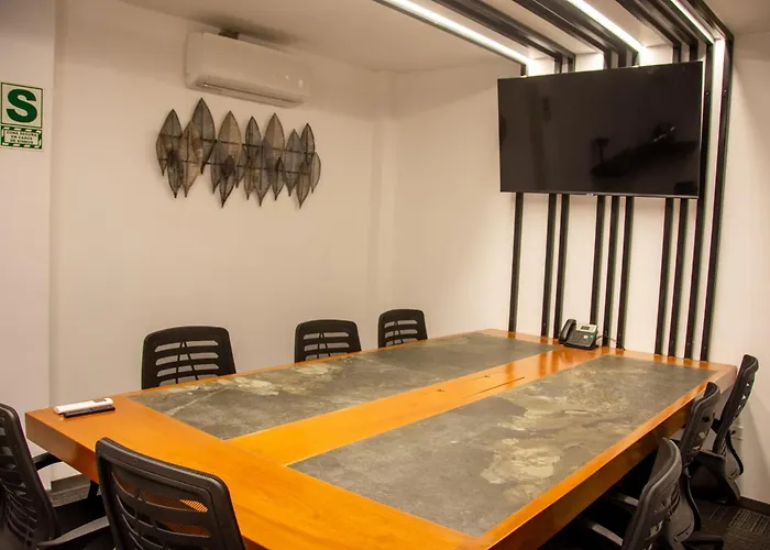 Grau Business Hotel
