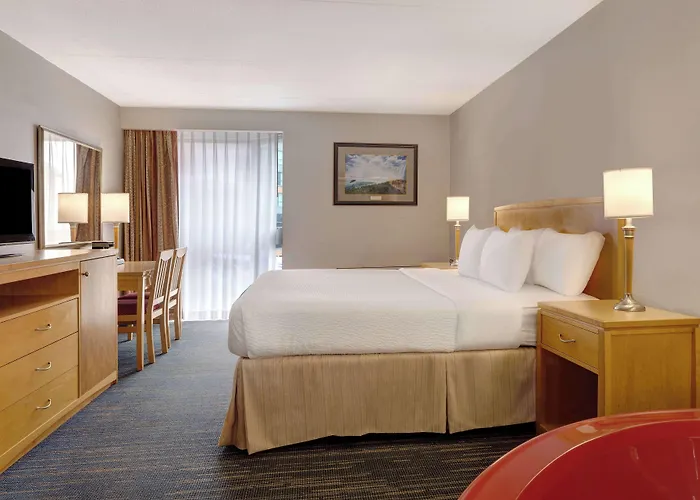Days Inn By Wyndham Niagara Falls Near The Falls
