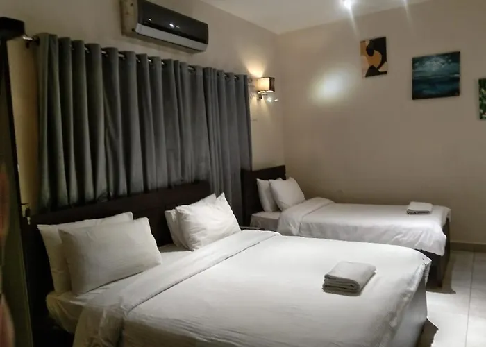 Karachi Elet Business Hotel