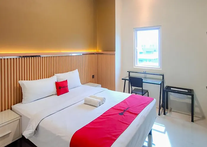 Reddoorz Plus Syariah At Lotus Residence