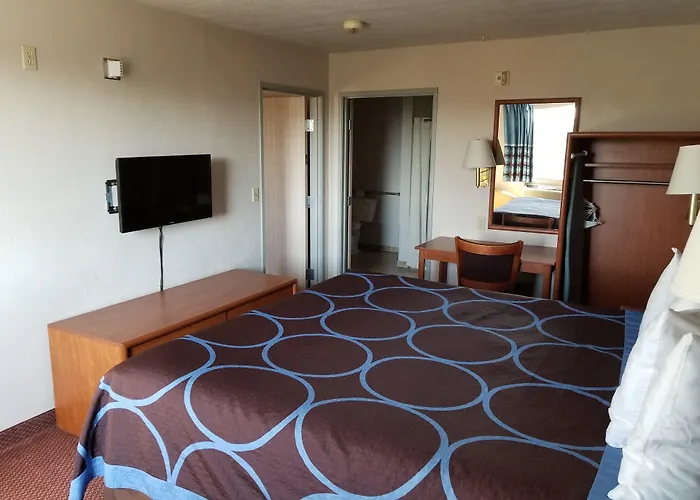 Super 8 By Wyndham Bellingham Airport/Ferndale