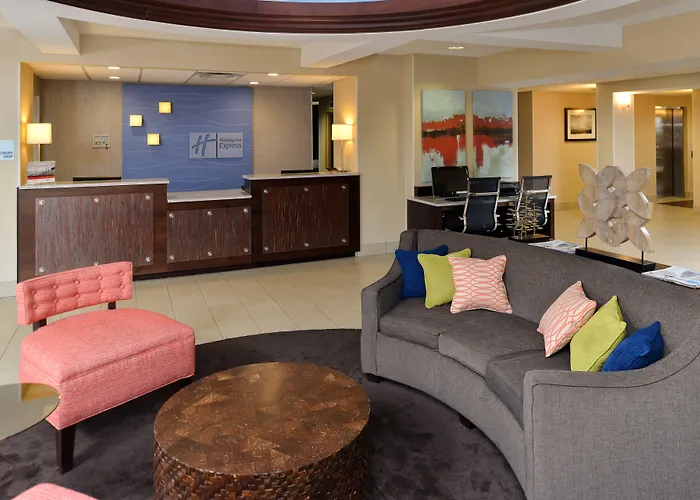 Holiday Inn Express Hotel & Suites Tampa-Rocky Point Island By Ihg