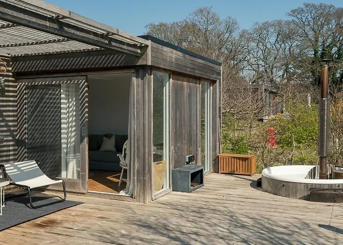 Fritton Lake Retreats