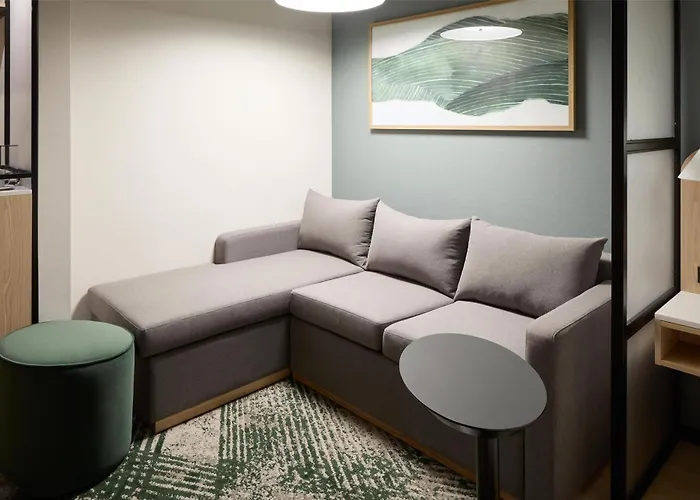 Hyatt Place Montreal Airport