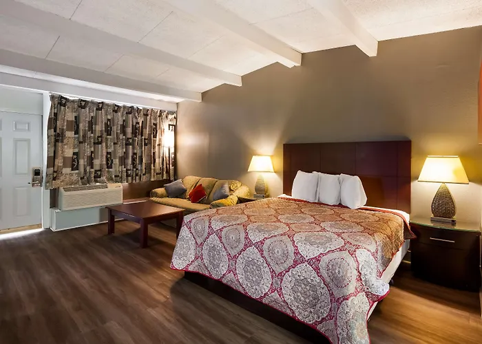 Knights Inn Fayetteville - Fort Bragg