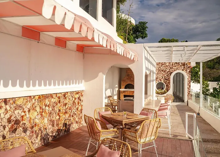 69 Resort & Beach Club By Loccal Collection, Labuan Bajo
