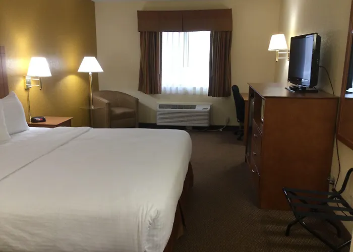 Baymont By Wyndham Port Huron