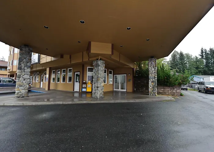 Frontier Suites Hotel in Juneau