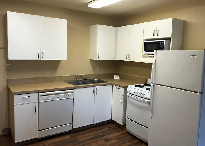 Extended Stay America Suites - Cincinnati - Blue Ash - Kenwood Road