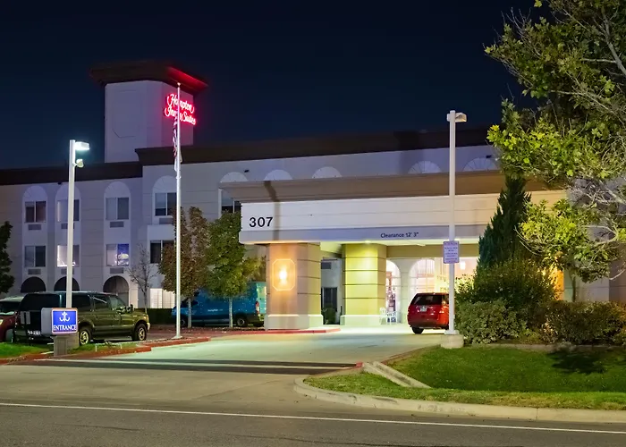 Hampton Inn & Suites Salt Lake City Airport