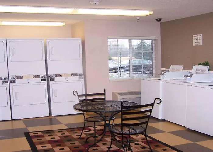 Sonesta Simply Suites Chicago Libertyville