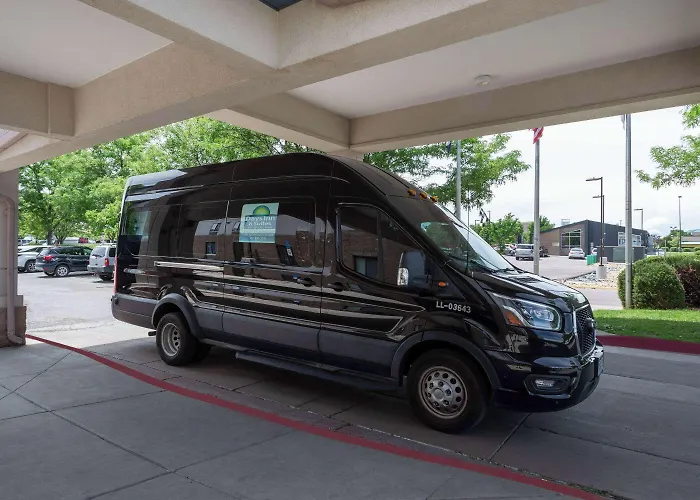 Days Inn & Suites By Wyndham Denver International Airport