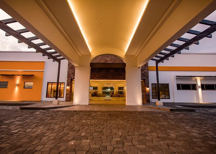 Best Western Las Mercedes Airport