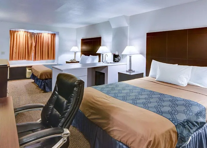 Rodeway Inn & Suites Lewisville I-35