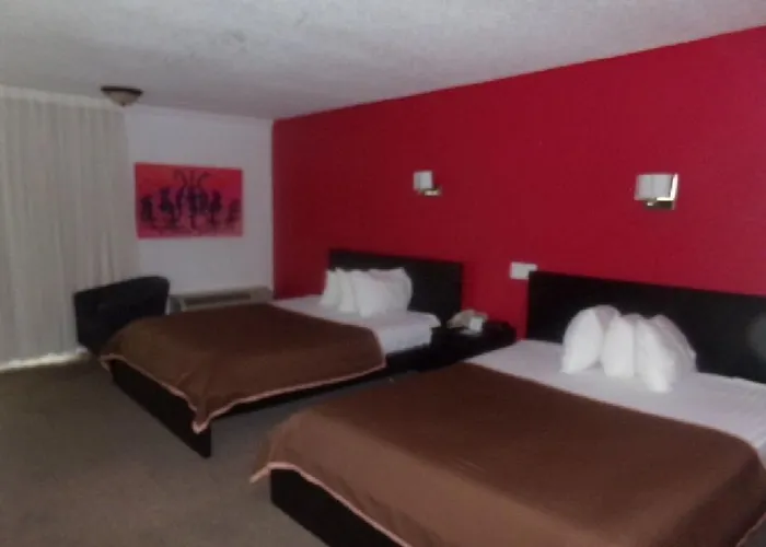 Reagan Resorts Inn (Adults Only)