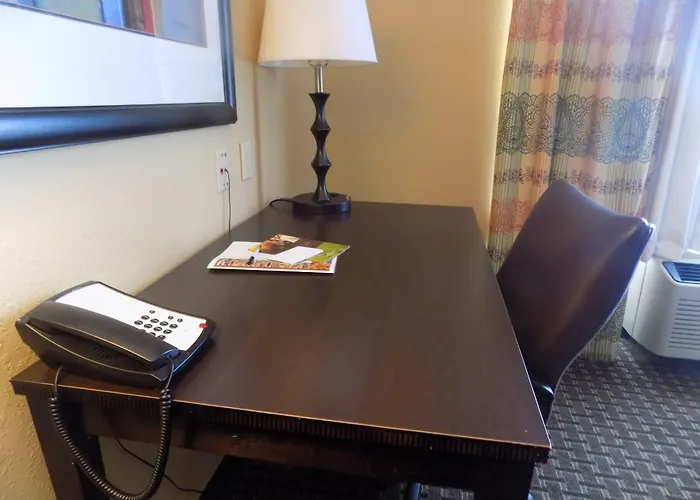 Garner Hotel Evansville East By Ihg