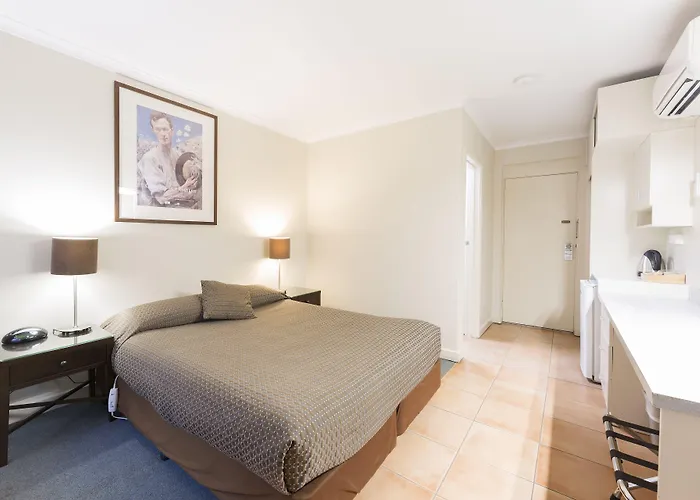 Forrest Hotel & Apartments