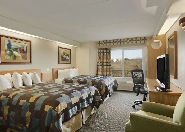 Days Inn By Wyndham Eagan Minnesota Near Mall Of America