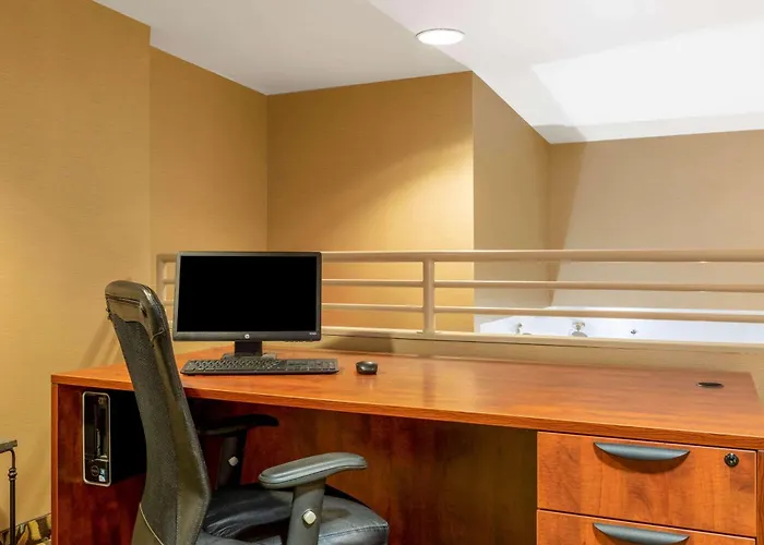 Days Inn By Wyndham Eagan Minnesota Near Mall Of America