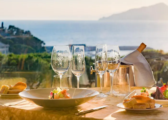 Hotel Vis A Vis
