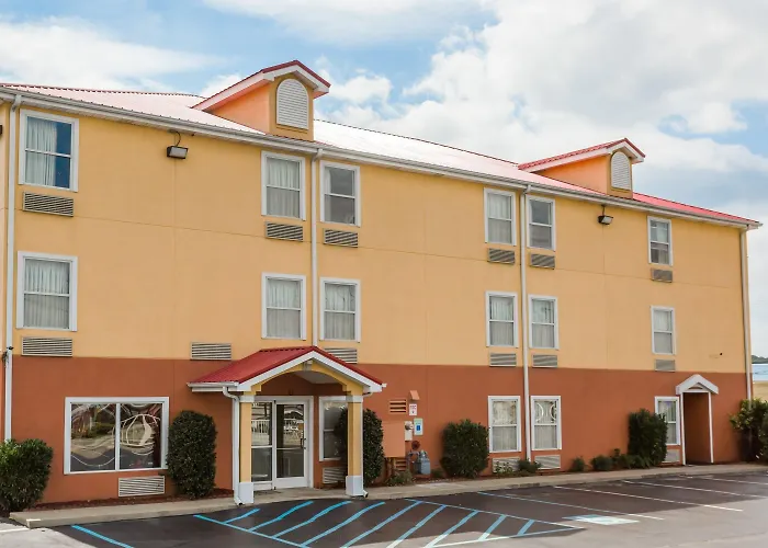 Super 8 By Wyndham Chattanooga East - Hamilton Place