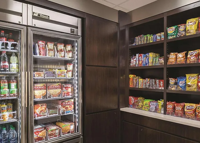 La Quinta Inn & Suites By Wyndham Ontario Airport