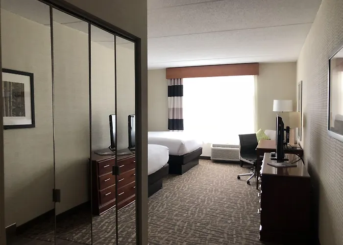 Wyndham Garden Buffalo Downtown
