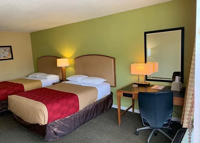 Amerivu Inn & Suites - Gilbertsville