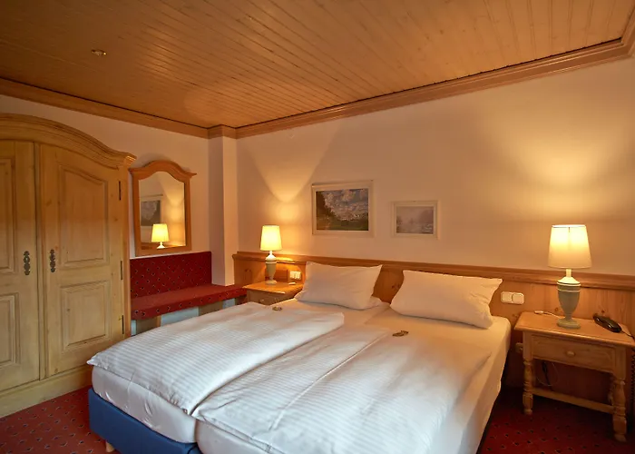 Hotel Sauerlacher Post