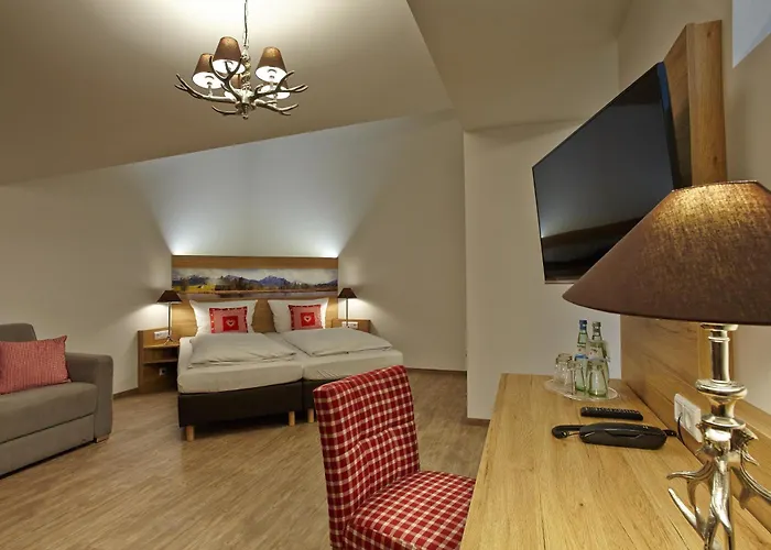 Hotel Sauerlacher Post