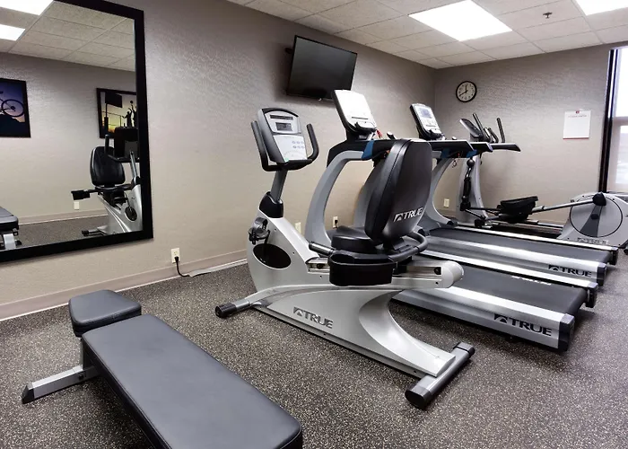 Drury Inn & Suites Kansas City Airport