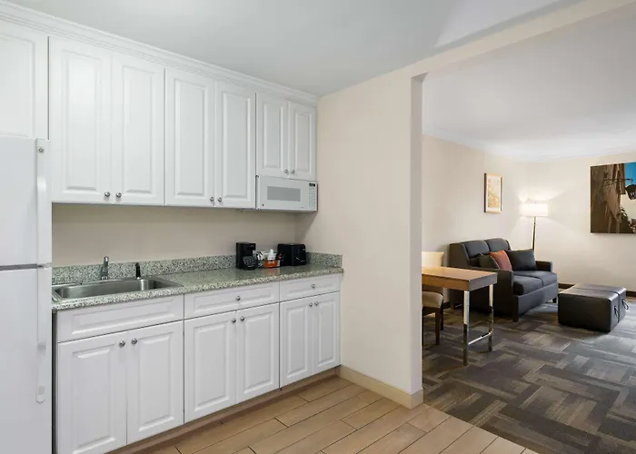 Hampton Inn Charleston North