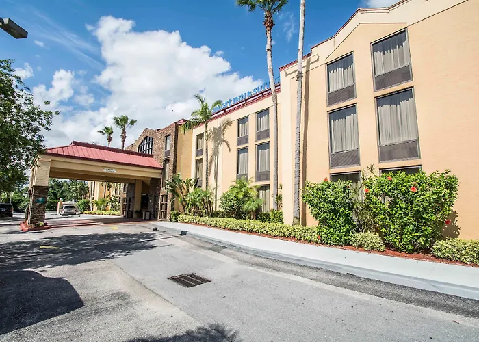 Comfort Inn & Suites Lantana - West Palm Beach South