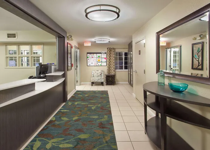 Sonesta Simply Suites Oklahoma City Airport
